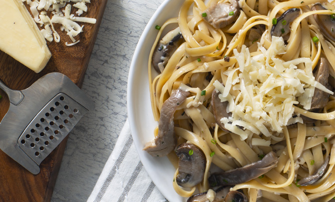 Cheesy Truffle Mushroom Fettuccine