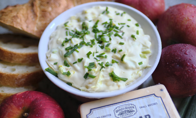 Black Truffle Caramelized Onion & Leek Dip